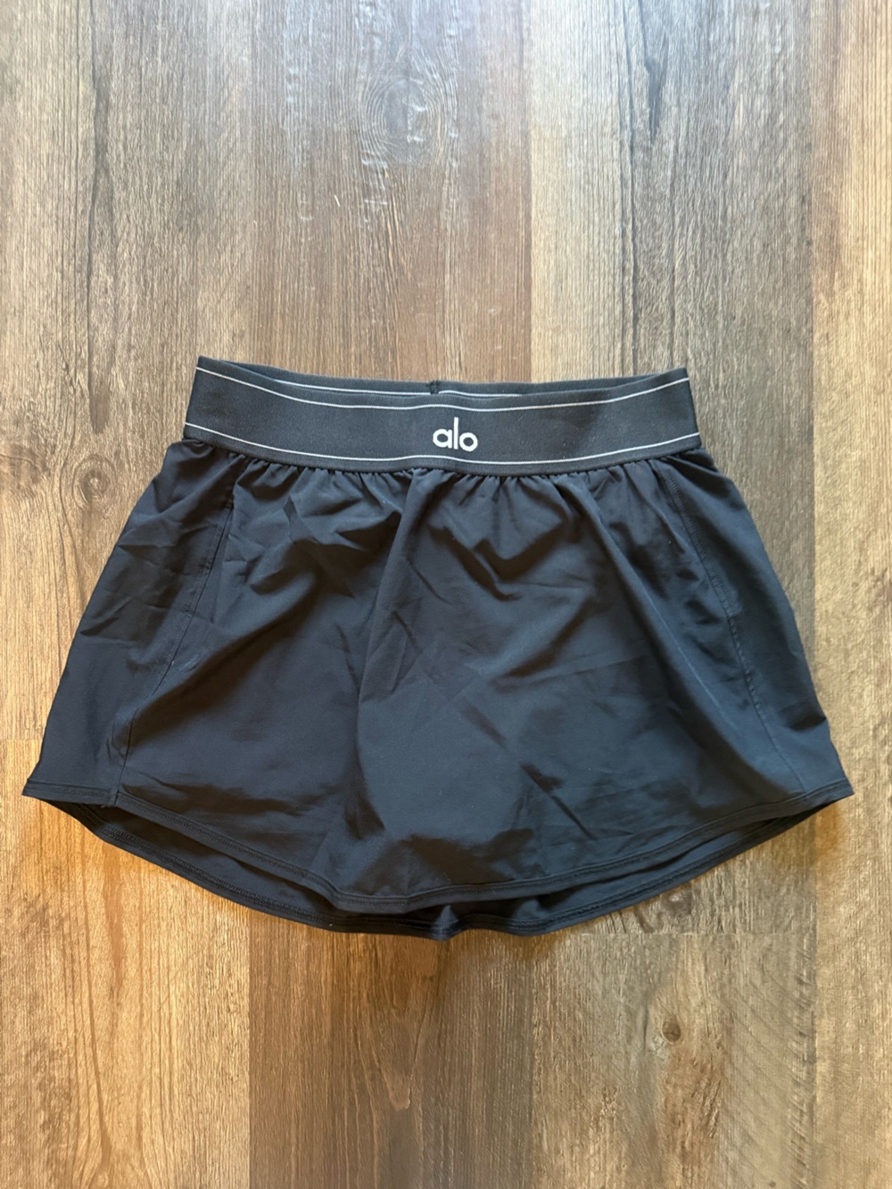 NWOT ALO MATCHPOINT TENNIS SKORT SIZE SMALL